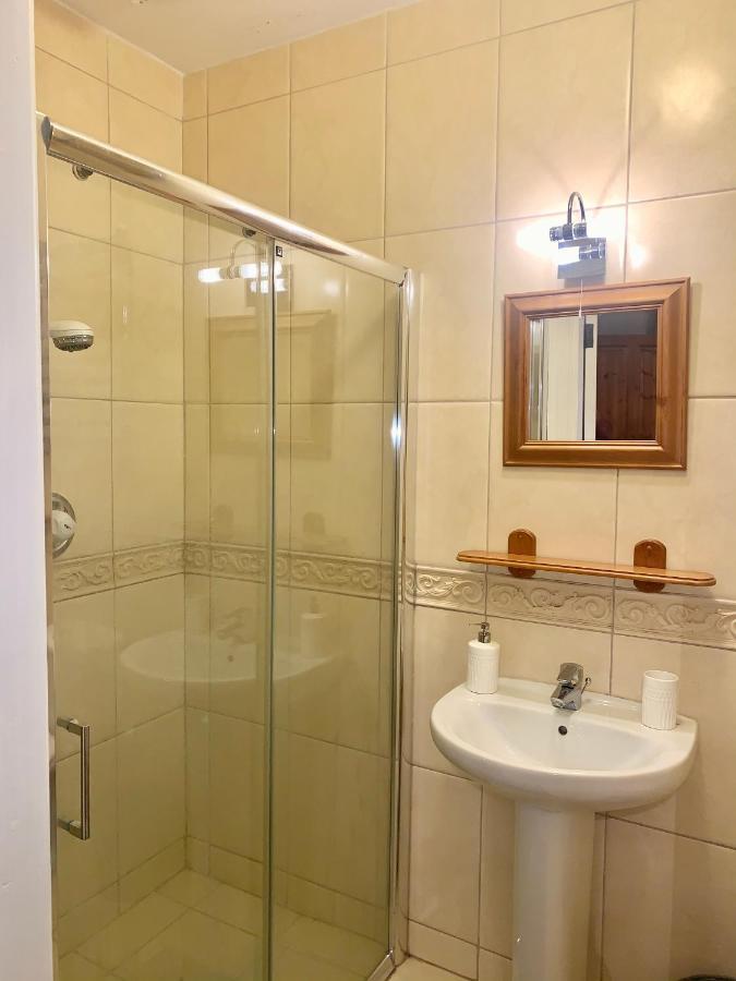 キャヴァンCarraig Houseアパートメント エクステリア 写真